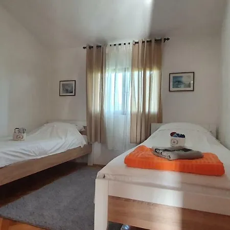 Suky Apartment